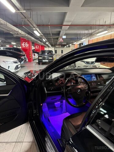 BMW 528 2013, 317,000 km - 2.0 l - Gəncə