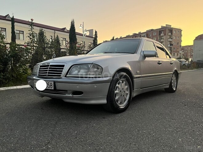 Mercedes C 220 2000, 529,000 km - 2.2 l - Gəncə