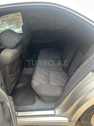 Mercedes E 270 2001, 670,000 km - 2.7 l - Bakı