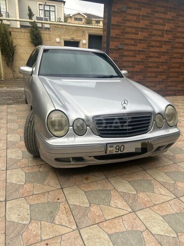 Mercedes E 270 2001, 670,000 km - 2.7 l - Bakı