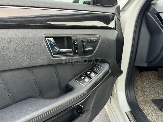 Mercedes E 220 2010, 246,000 km - 2.1 l - Bakı