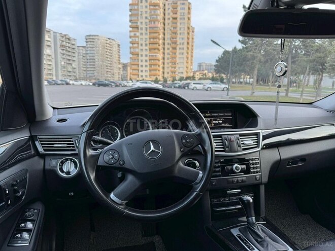 Mercedes E 220 2010, 246,000 km - 2.1 l - Bakı