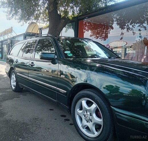 Mercedes E 240 1999, 365,000 km - 2.4 л - Bakı