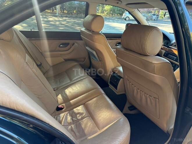 BMW 530 2002, 418,000 km - 3.0 л - Mingəçevir