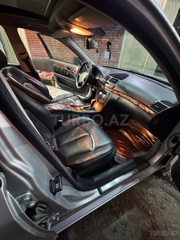 Mercedes E 270 2003, 251,675 km - 2.7 л - Bakı
