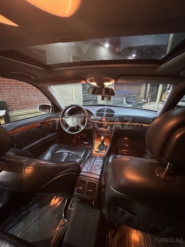 Mercedes E 270 2003, 251,675 km - 2.7 л - Bakı