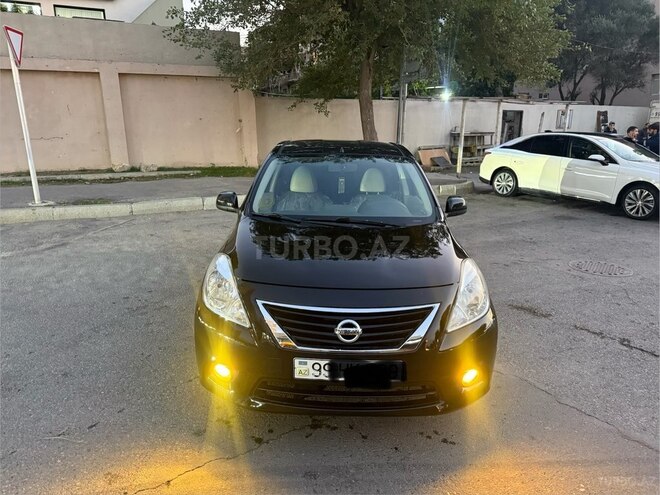 Nissan Sunny 2015, 184,500 km - 1.5 l - Bakı