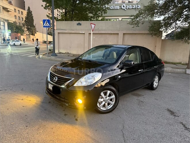 Nissan Sunny 2015, 184,500 km - 1.5 l - Bakı