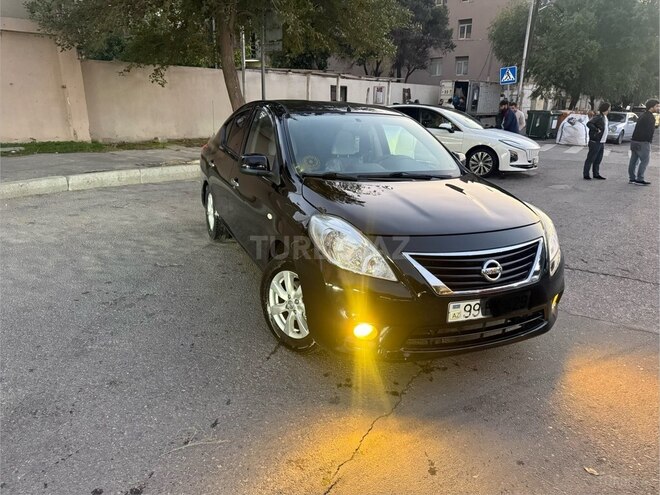 Nissan Sunny 2015, 184,500 km - 1.5 l - Bakı