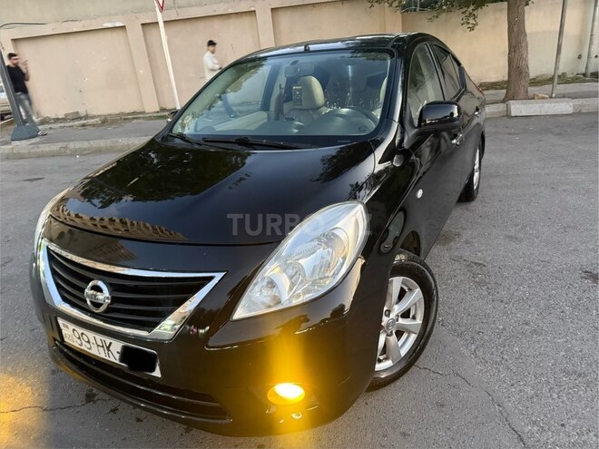 Nissan Sunny 2015, 184,500 km - 1.5 l - Bakı