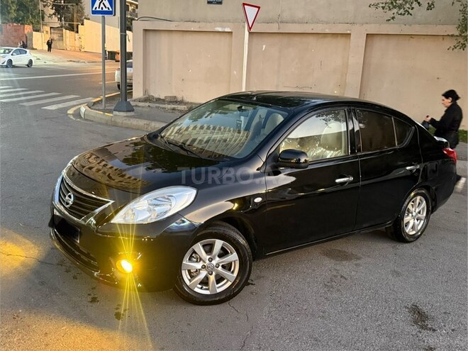 Nissan Sunny 2015, 184,500 km - 1.5 l - Bakı