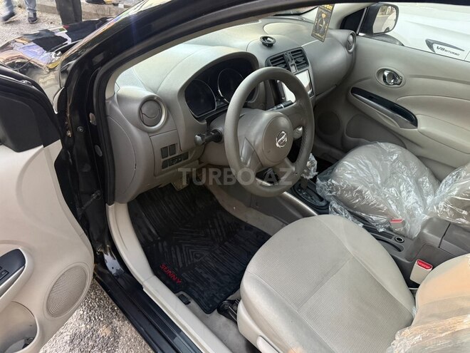 Nissan Sunny 2015, 184,500 km - 1.5 l - Bakı