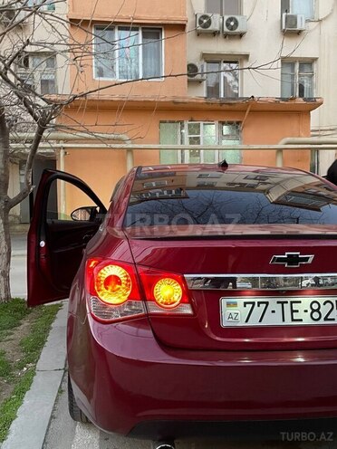 Chevrolet Cruze 2014, 300,000 km - 1.4 l - Qusar