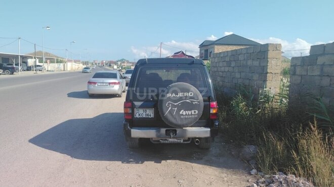 Mitsubishi Pajero 1994, 111,000 km - 2.8 l - Bakı