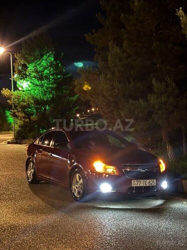 Chevrolet Cruze 2014, 300,000 km - 1.4 l - Qusar
