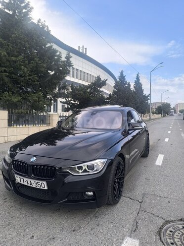 BMW  2013, 402,000 km - 2.0 l - Bakı