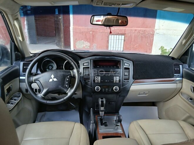Mitsubishi Pajero 2007, 252,000 km - 3.0 l - Bakı