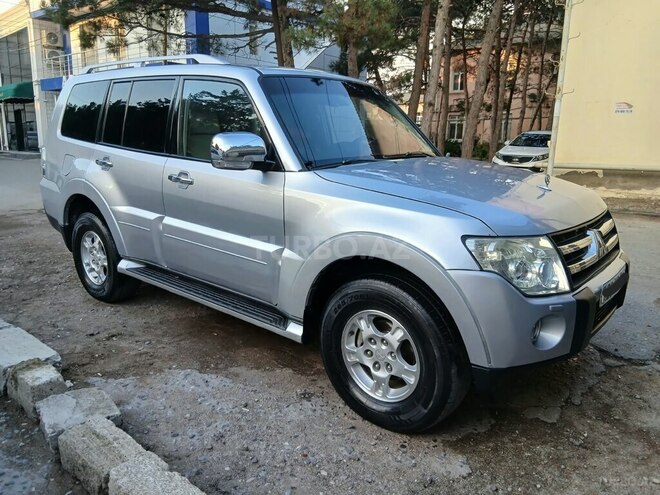 Mitsubishi Pajero 2007, 252,000 km - 3.0 l - Bakı