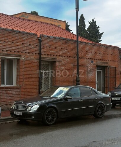 Mercedes E 240 2002, 290,000 km - 2.6 l - Gəncə