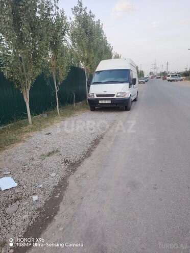 Ford Transit 2002, 850,000 km - 2.4 л - Kürdəmir