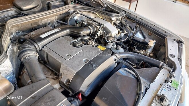Mercedes E 200 1994, 264,000 km - 2.0 л - İsmayıllı