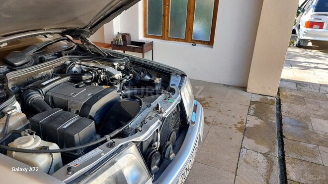 Mercedes E 200 1994, 264,000 km - 2.0 л - İsmayıllı