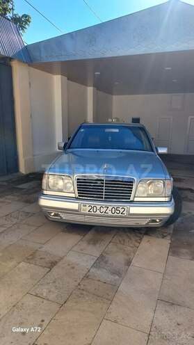 Mercedes E 200 1994, 264,000 km - 2.0 л - İsmayıllı