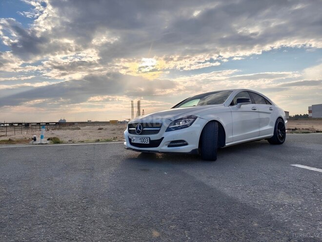 Mercedes CLS 350 2014, 209,000 km - 3.5 l - Bakı