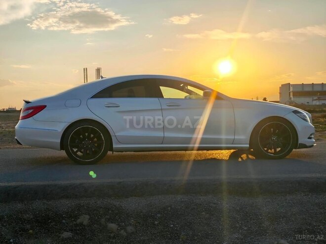 Mercedes CLS 350 2014, 209,000 km - 3.5 l - Bakı