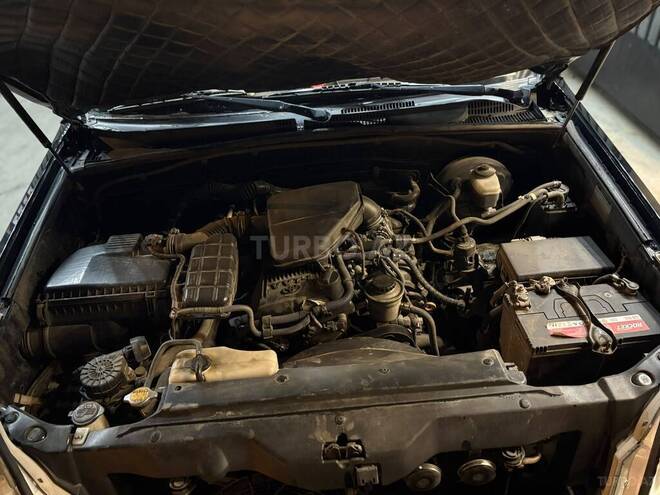 Toyota Land Cruiser Prado 2005, 239,296 km - 2.7 l - Gəncə