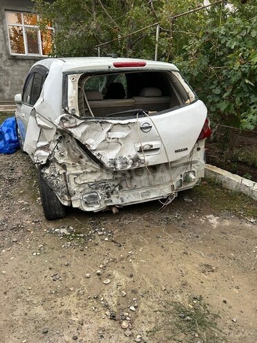 Nissan Tiida 2006, 330,000 km - 1.6 l - Bakı