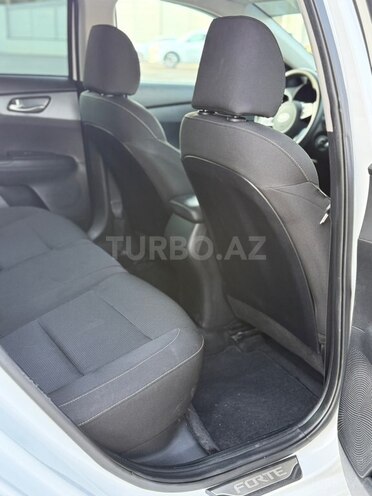Kia Forte 2020, 106,000 km - 2.0 l - Bakı