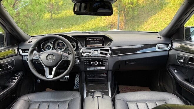 Mercedes E 250 2015, 175,300 km - 2.1 л - Bakı