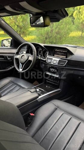Mercedes E 250 2015, 175,300 km - 2.1 л - Bakı