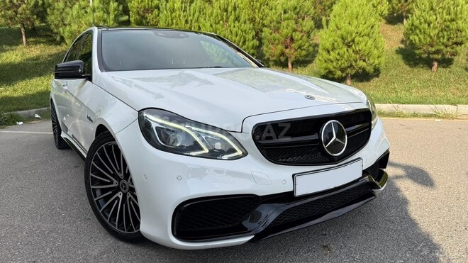 Mercedes E 250 2015, 175,300 km - 2.1 л - Bakı