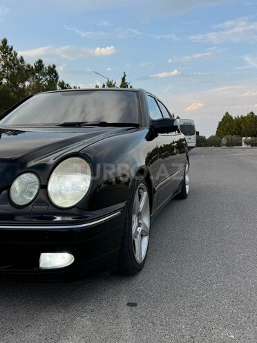 Mercedes E 320 2000, 348,000 km - 3.2 l - Bakı