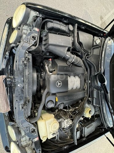 Mercedes E 320 2000, 348,000 km - 3.2 l - Bakı