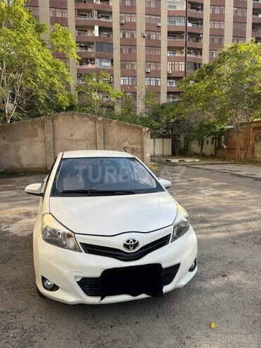 Toyota Yaris 2011, 225,890 km - 1.3 l - Bakı