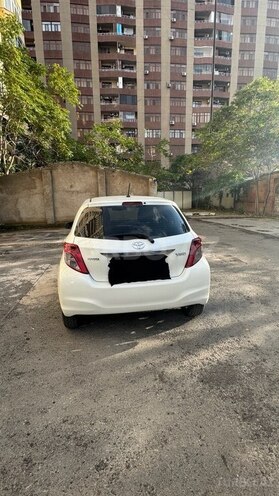 Toyota Yaris 2011, 225,890 km - 1.3 l - Bakı