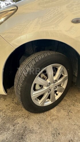 Toyota Yaris 2011, 225,890 km - 1.3 l - Bakı