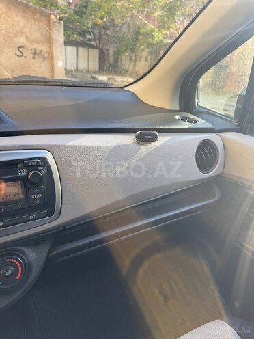 Toyota Yaris 2011, 225,890 km - 1.3 l - Bakı