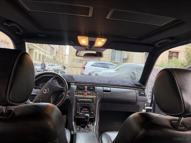 Mercedes E 320 2002, 297,692 km - 3.2 л - Bakı