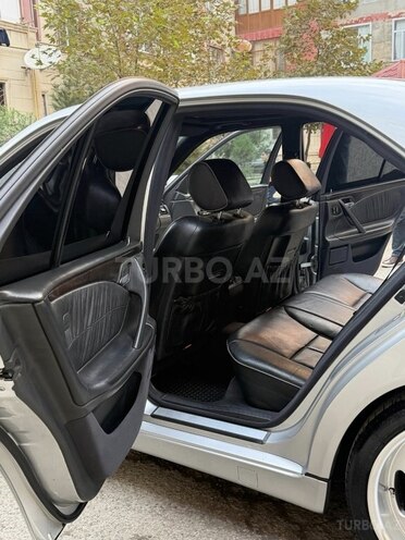 Mercedes E 320 2002, 297,692 km - 3.2 л - Bakı