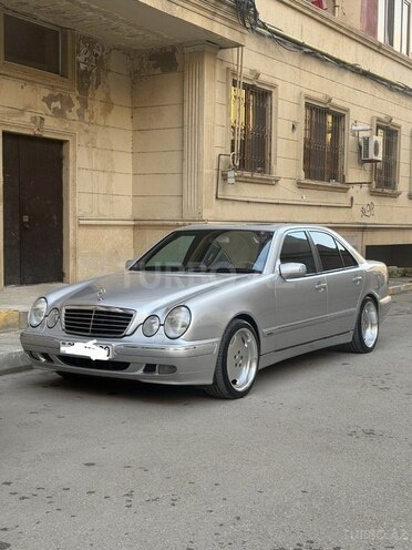 Mercedes E 320 2002, 297,692 km - 3.2 л - Bakı
