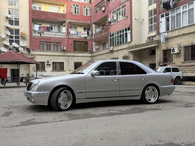 Mercedes E 320 2002, 297,692 km - 3.2 л - Bakı