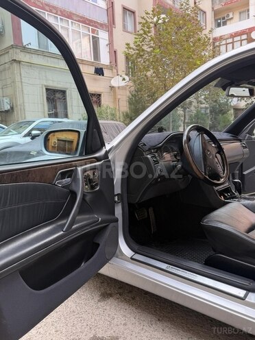 Mercedes E 320 2002, 297,692 km - 3.2 л - Bakı