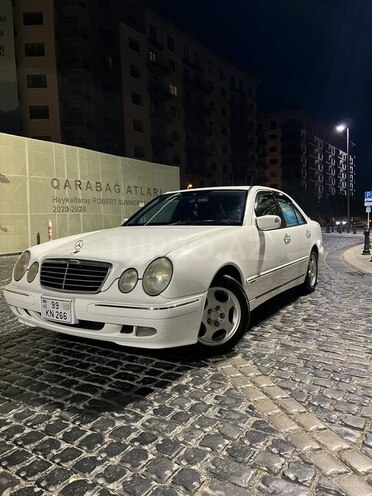 Mercedes E 220 2000, 400,000 km - 2.2 l - Bakı