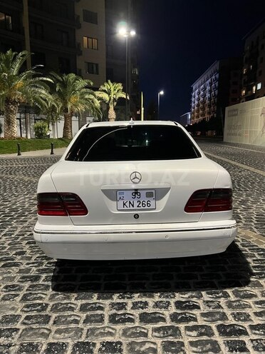 Mercedes E 220 2000, 400,000 km - 2.2 l - Bakı