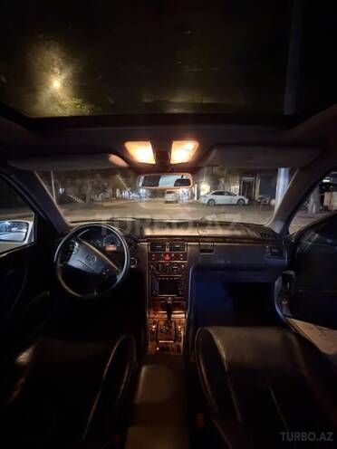 Mercedes E 240 2000, 440,000 km - 2.4 l - Bakı