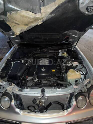 Mercedes E 240 2000, 440,000 km - 2.4 l - Bakı